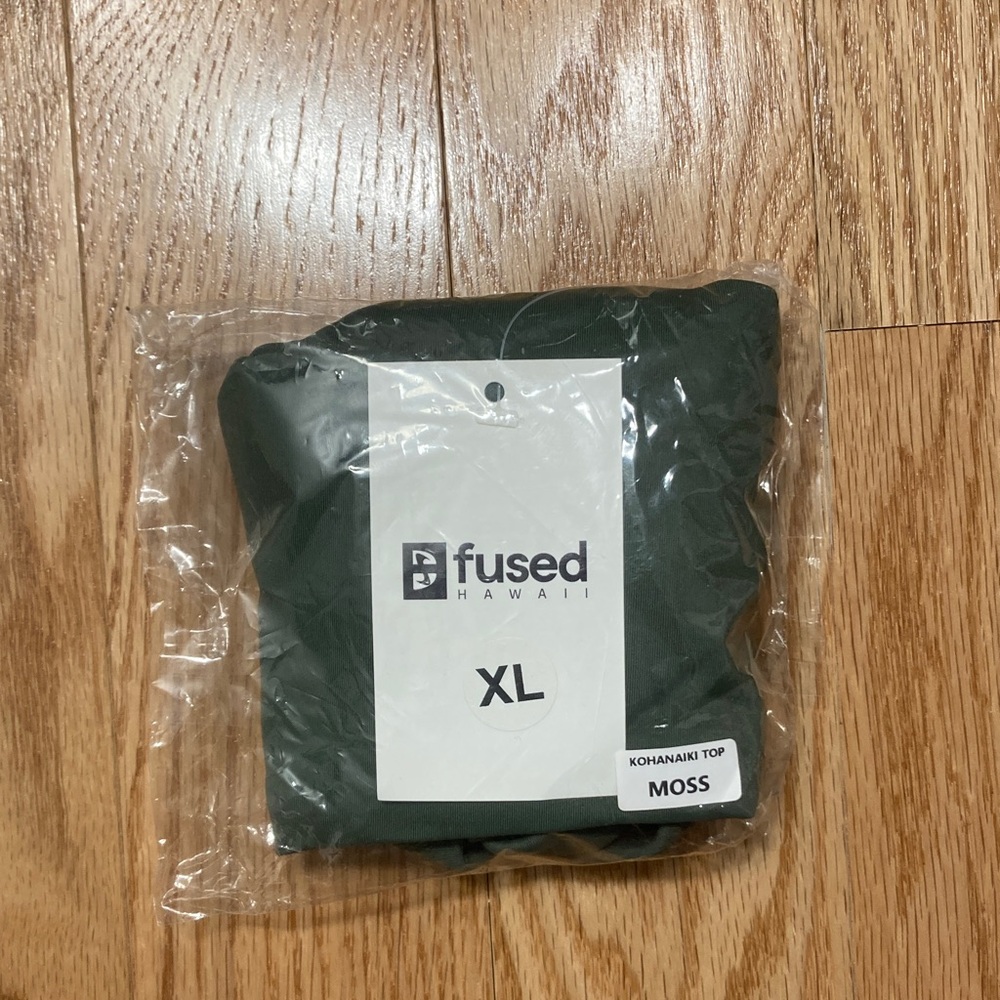 Fused Hawaii Moss Green K top XL